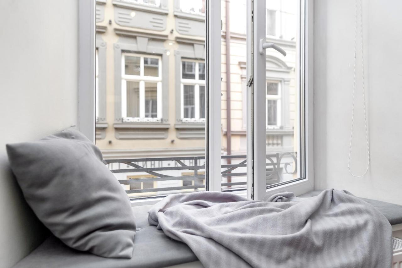 Main Square Apartment Good Stay In The City Center Lviv Exterior photo